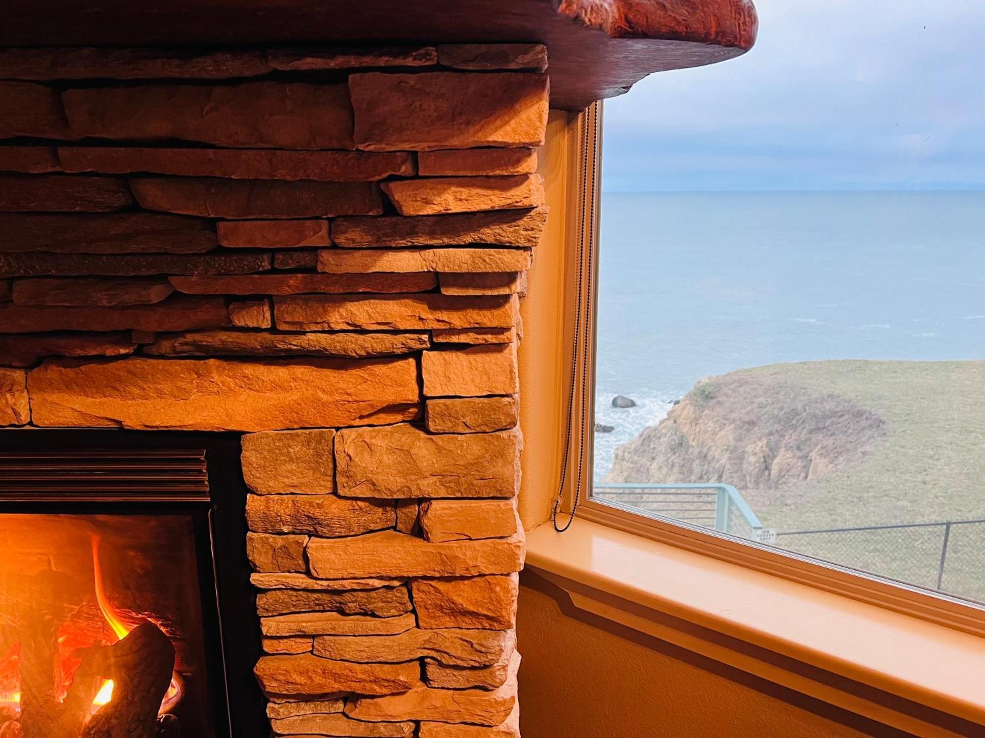 Inn Of The Lost Coast Shelter Cove ภายนอก รูปภาพ